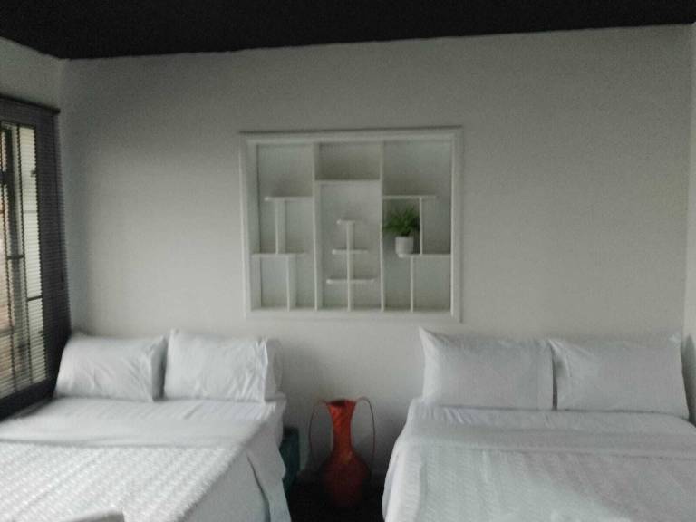 HOTEL CAPITAL — photo 2
