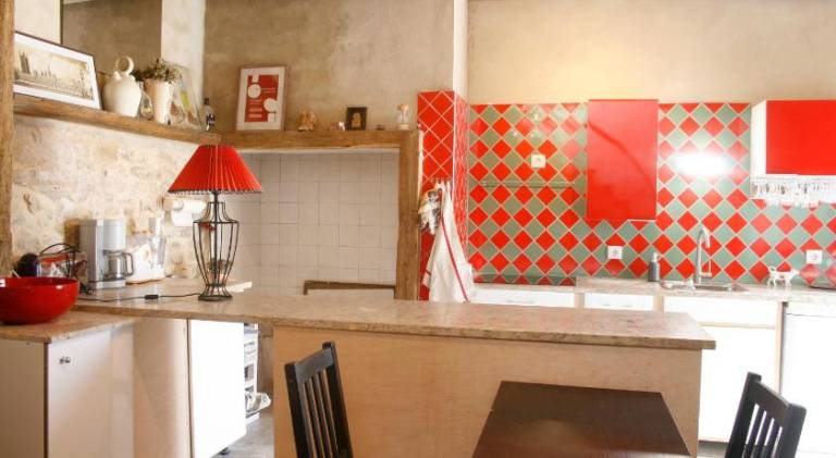 Fully equipped wonderful vacation home with garden, pool & patio | Perfect for remote work | Pets allowed — photo 3