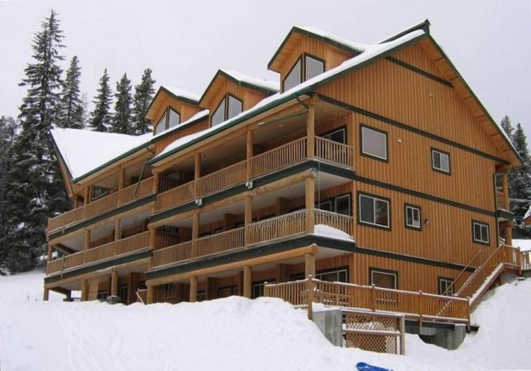 Condo Hedley