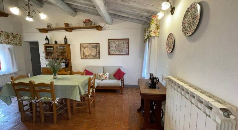 Vacation home with pool in Poggibonsi