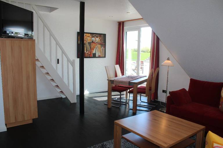 Holiday apartment with yard & barbeque — photo 4