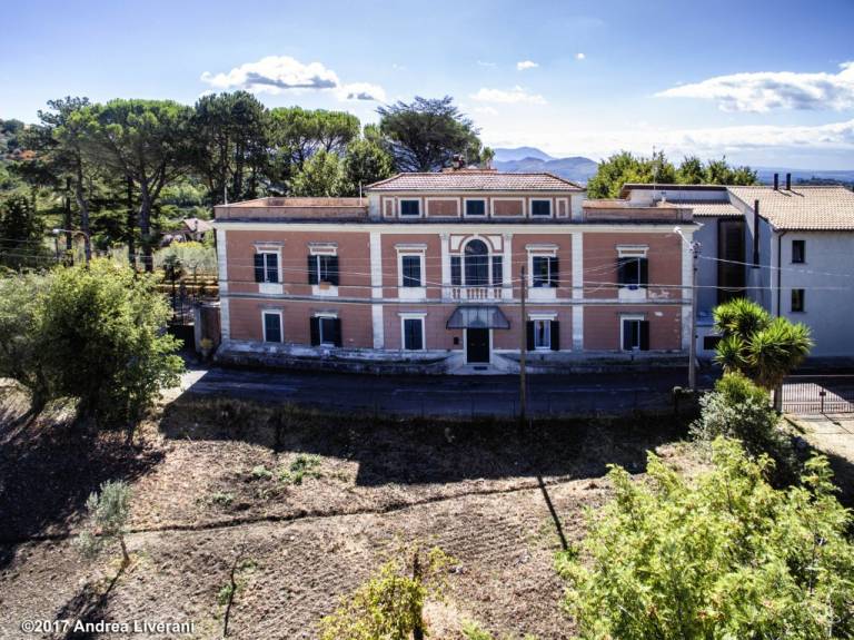 Villa Castelnuovo di Farfa