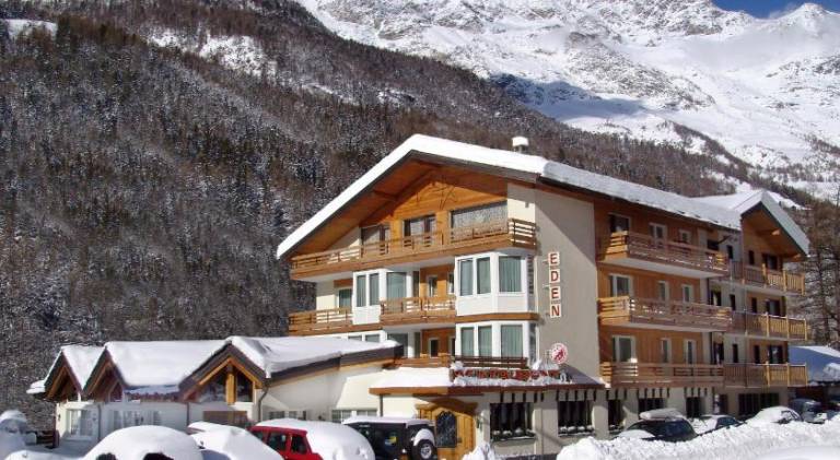 Hotel und Appartments Eden in Saas Grund