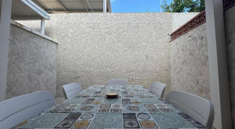 Villa with 2 rooms for 6 persons in Manduria