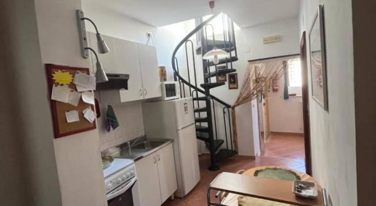 Apartment with patio — photo 2