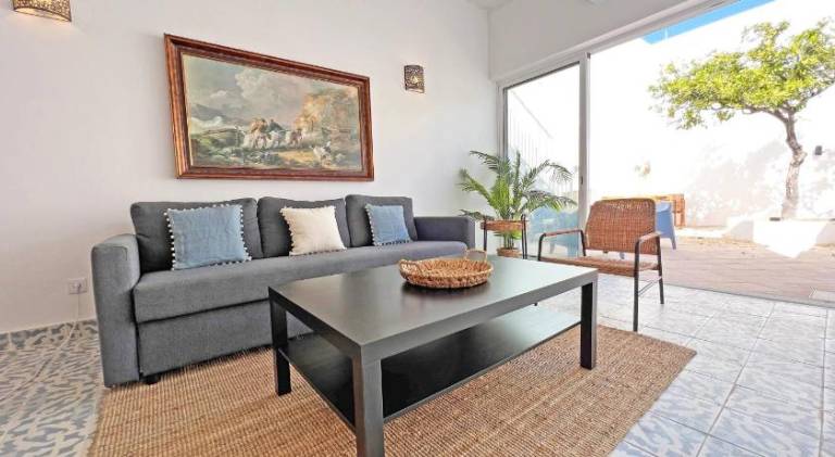 House with yard, BBQ & terrace — photo 3
