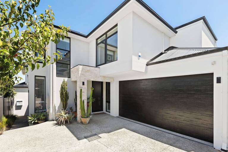 House  Scarborough