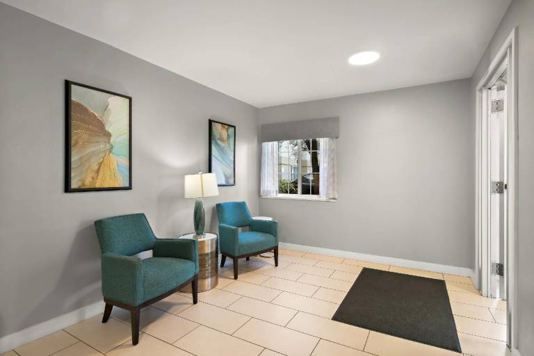MainStay Suites Salt Lake City Fort Union — photo 5