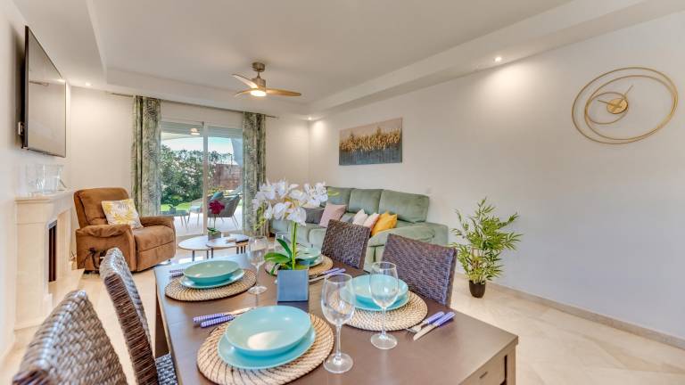 Family-oriented spacious rental apartment with pool, yard & barbecue | Dogs allowed — photo 4
