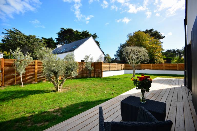 Vacation home with garden, patio & barbeque — photo 4
