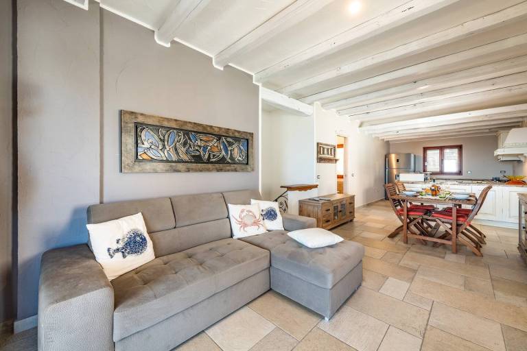 Fully equipped wonderful holiday apartment with patio & yard | Sea view | Dogs allowed — photo 3