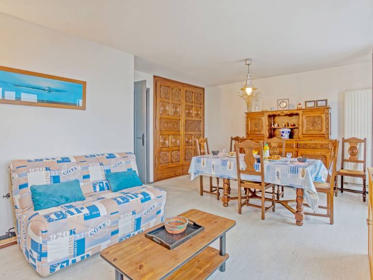 Apartment | Sea view — photo 2