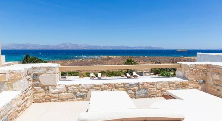 Villa with garden, terrace & private pool | Good for workation — photo 3