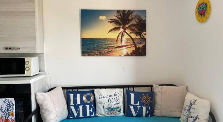 Nice vacation home with jacuzzi & pool | Pets are welcome — photo 2
