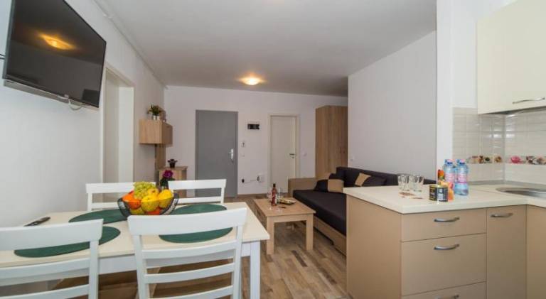 Nice holiday apartment with patio | Pets are welcome — photo 3