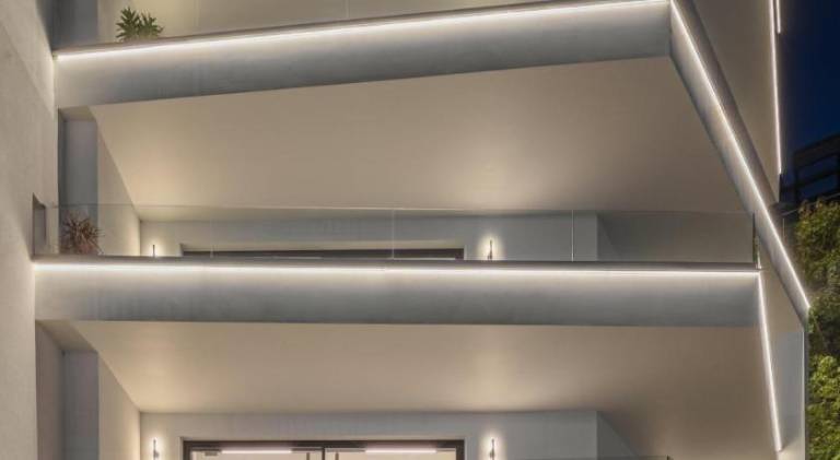 Serviced apartment with yard & terrace — photo 4