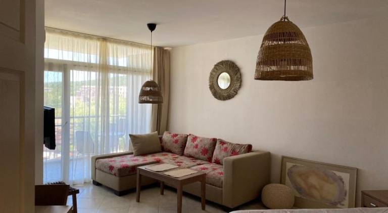 Apartment with pool in Sozopol