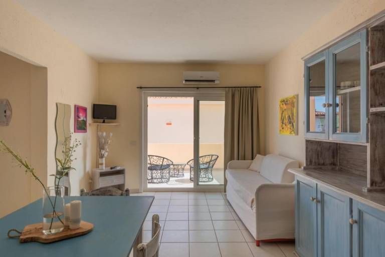 Holiday apartment with 2 rooms for 4 persons — photo 2