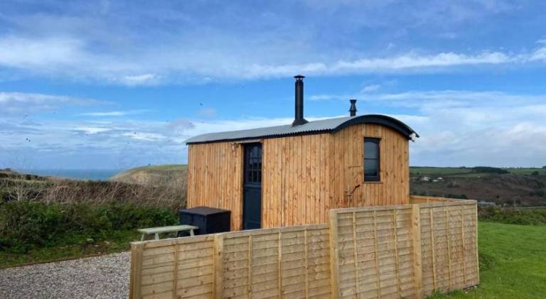 Travellers Rest Glamping Pods & Shepherds Hut — photo 5
