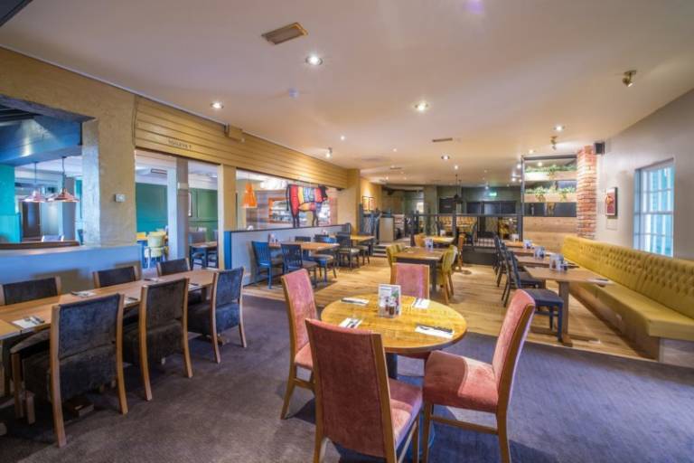 Premier Inn Glasgow East — photo 5