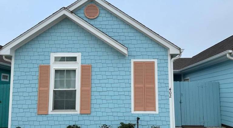 Villa with patio & pool in Corpus Christi, TX