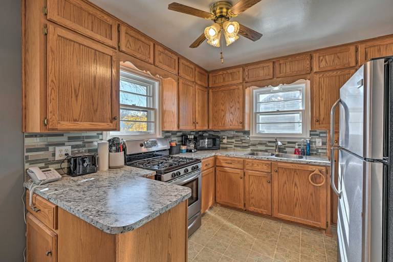 Charming Family Home  4 Mi to Granite Peak! — photo 2