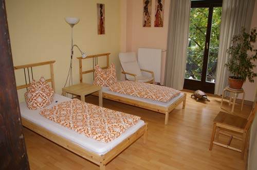 Family-oriented pleasant holiday apartment with garden | Pets allowed in Dresden