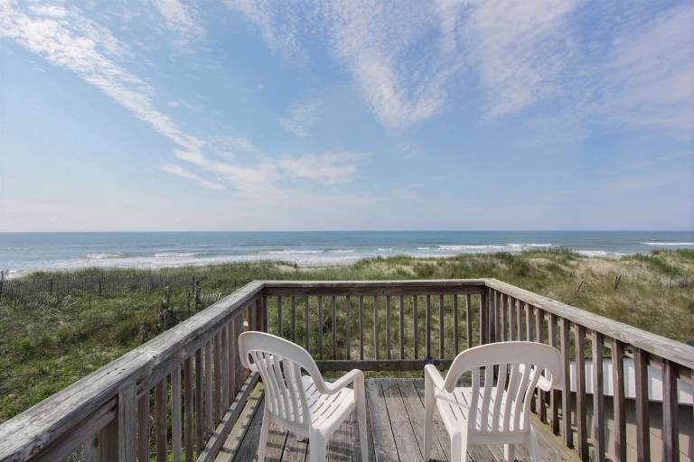 Condo | Beach view — photo 2