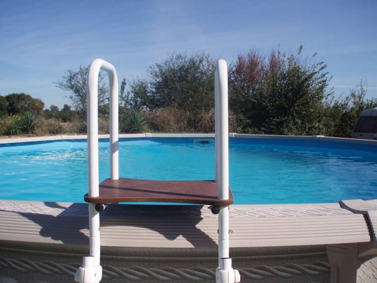 Apartment  La Celle-Guenand