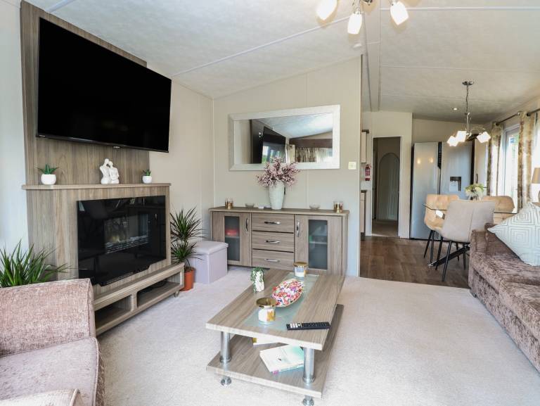 Cottage with 2 rooms for 6 persons — photo 3