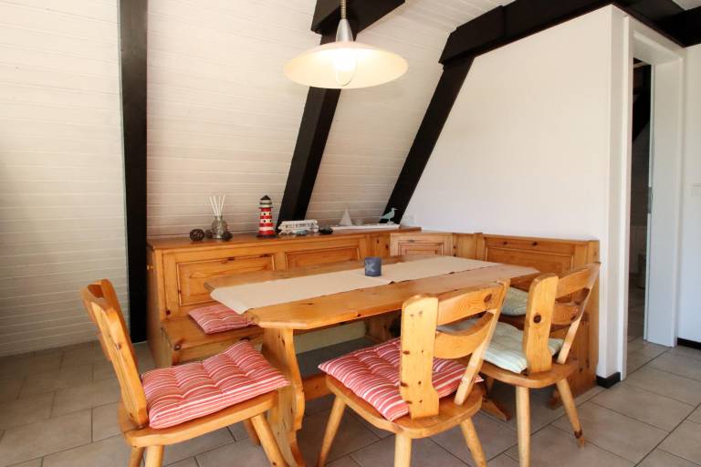 Vacation home with patio & garden — photo 4