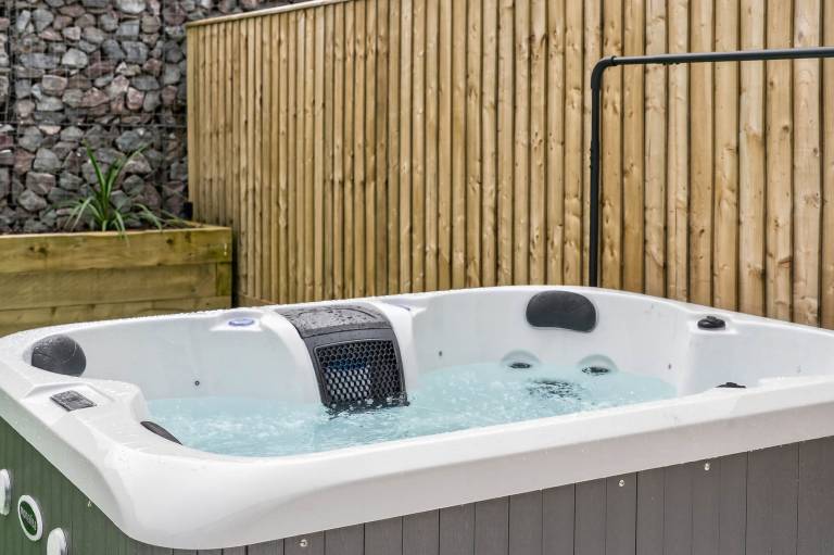 Children-friendly cottage with garden, barbeque & jacuzzi | Pet-friendly — photo 3