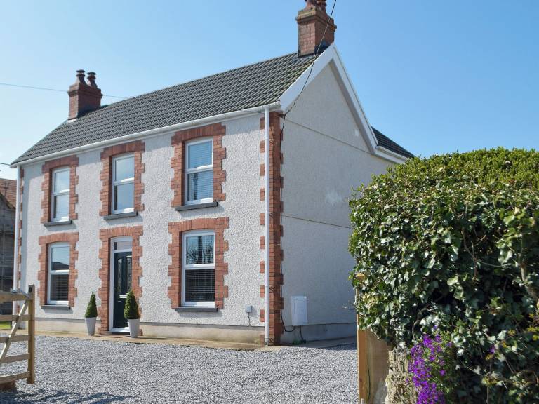 Cottage Oxwich