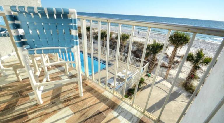Apartment with grill, pool & jacuzzi — photo 5