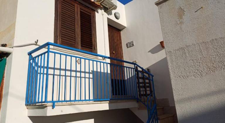 Apartment with 2 rooms for 4 persons in Favignana