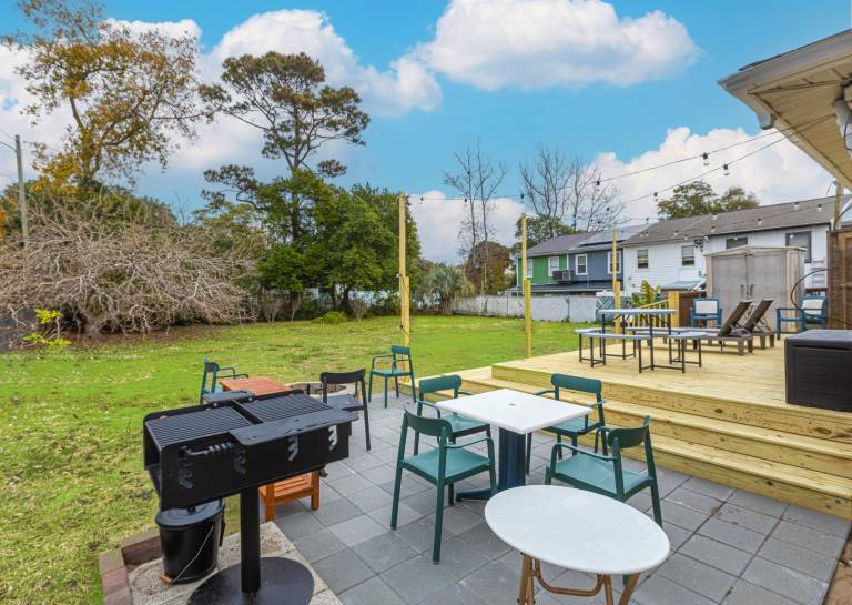 Fully equipped house with patio, barbecue & yard | Close to the beach | Perfect for remote work | Pets are welcome — photo 4