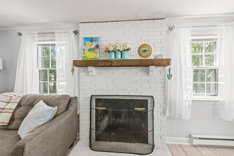 Cottage  Brewster