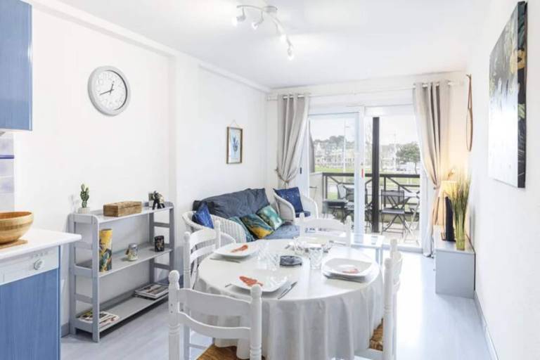Beautiful holiday apartment | Next to the beach | Pets are welcome in Vannes