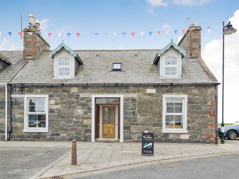 Cottage Port William