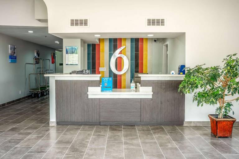 Studio 6 Claremore, OK — photo 4