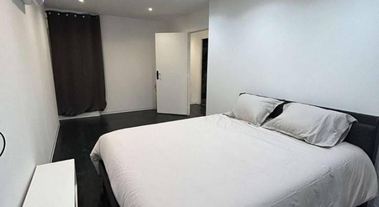 Rental apartment with 2 rooms for 6 persons — photo 4