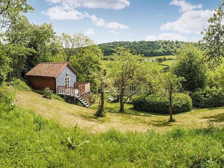 Cottage  Stroud