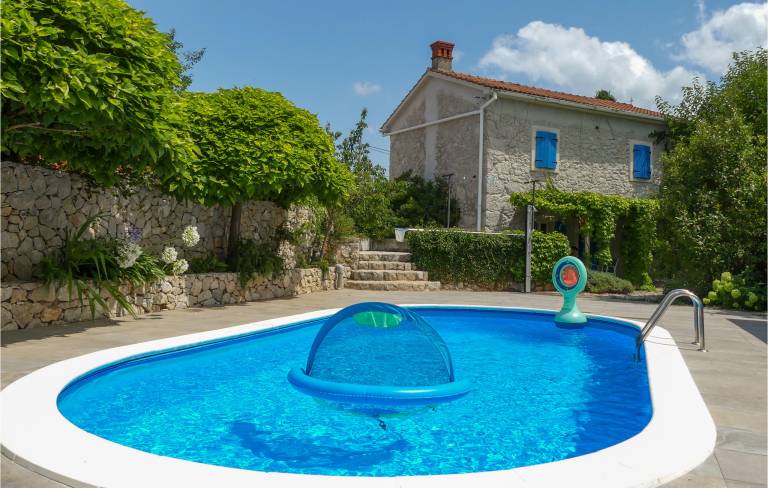 Ferienhaus Gabonjin