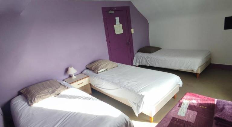 Le bouf tard chambre vue sur jardin CH7 in Saint-Ouen