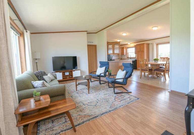 House  Devils Lake