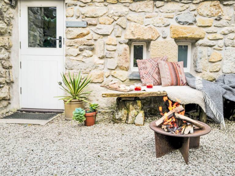 House  Praa Sands