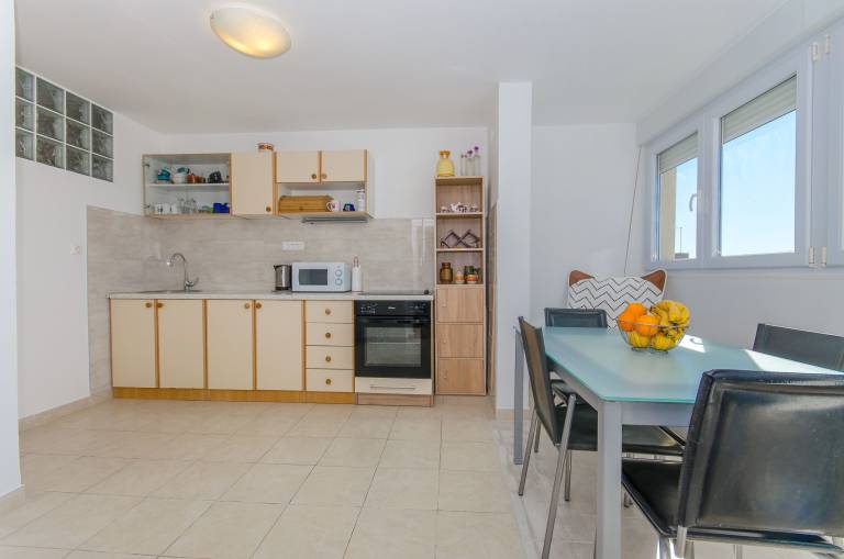 Holiday apartment with patio | Next to Diocletian's Palace — photo 4
