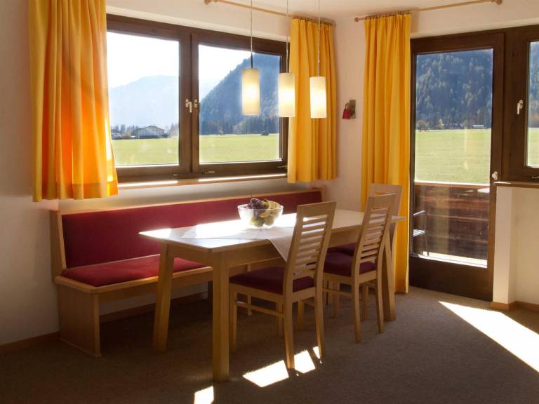 Ferienwohnung mit Hund in Scholastika, Achenkirch für max. 6 Personen Ferienwohnung mit Hund in Scholastika, Achenkirch für max. 6 Personen