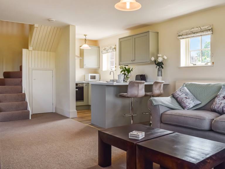 Children-friendly charming cottage with garden | River view | Pets allowed — photo 4