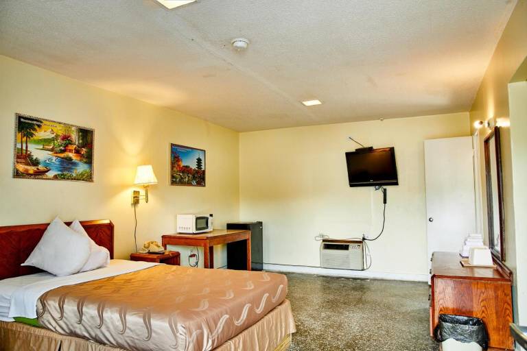 Hospitality Inn — photo 4